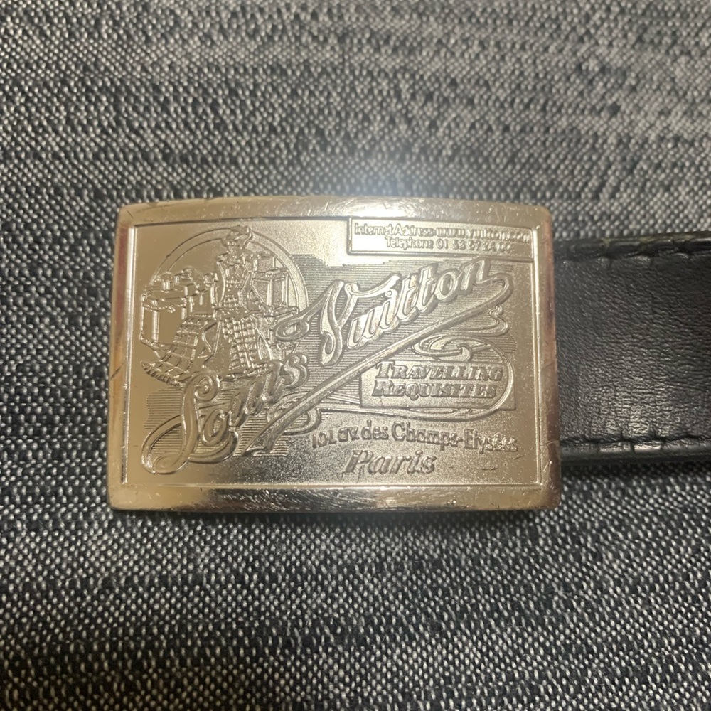 VINTAGE LV BUCKLE